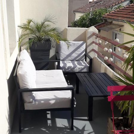Appartement Centre-Ville Avec Terrasse Montpellier Bagian luar foto